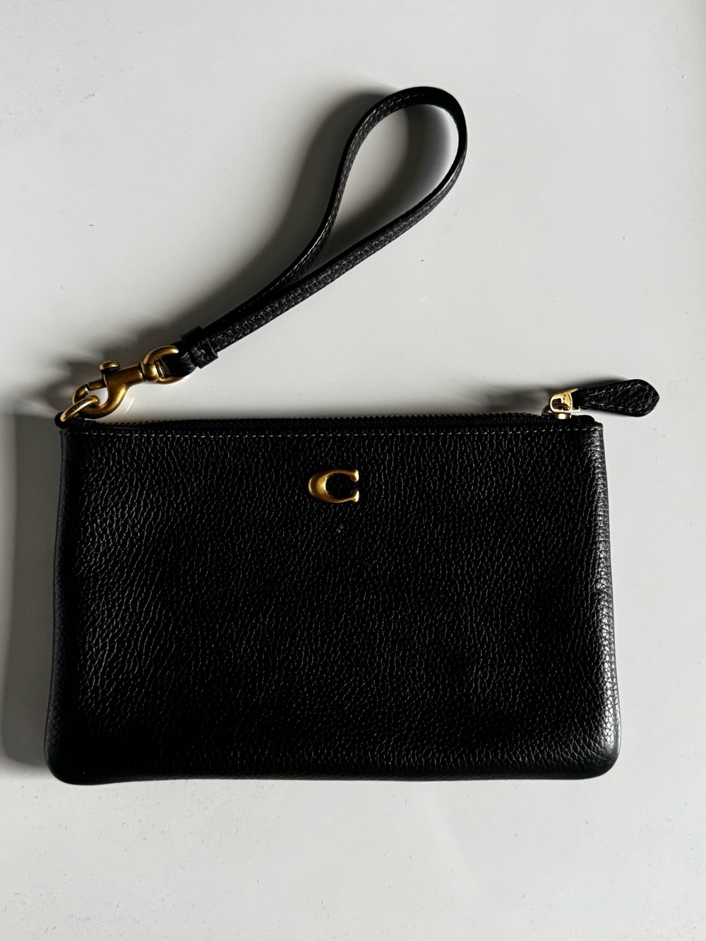 NWOT Coach Black Leather Wristlet Clutch with Gold Hardwarei